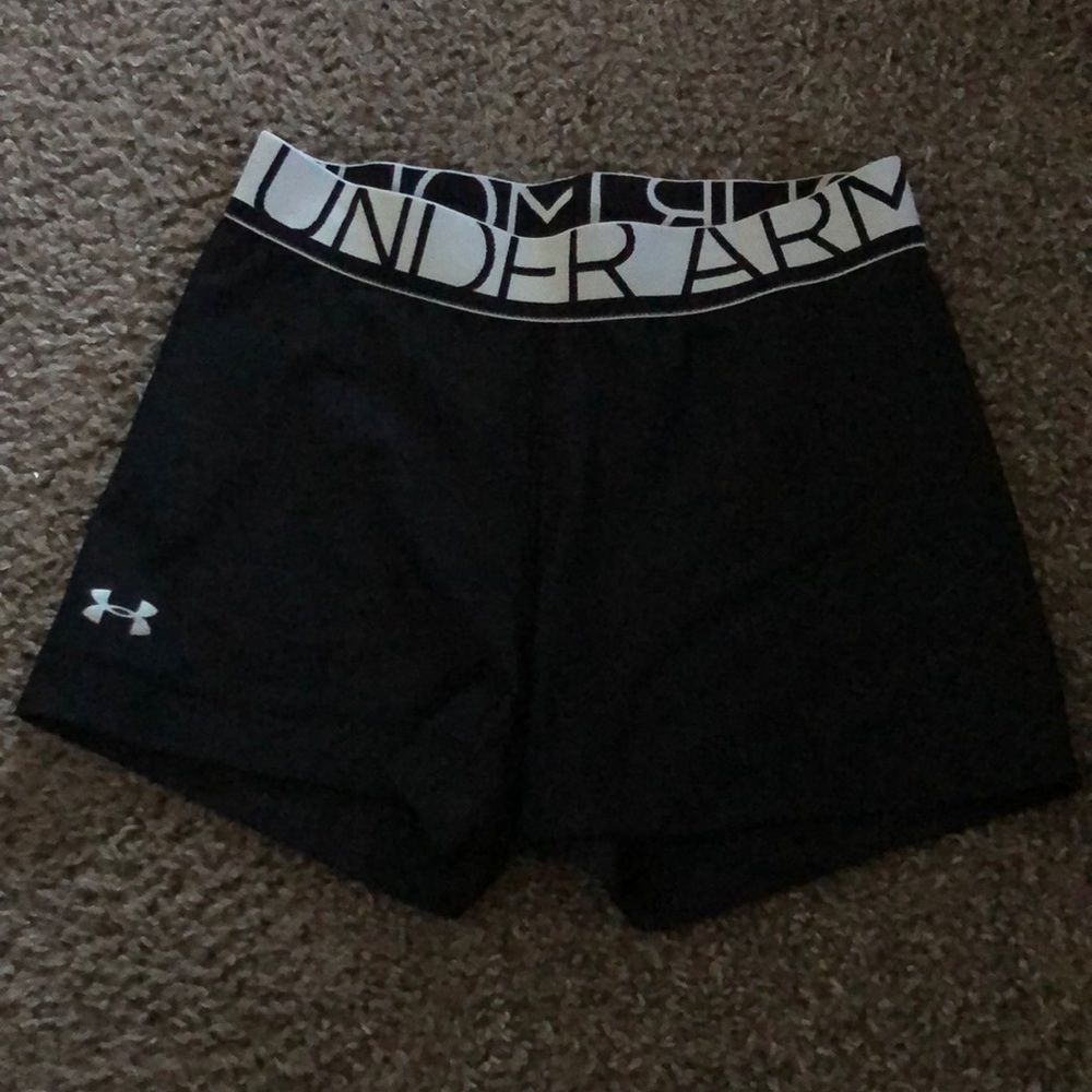 Under armor spandex shorts